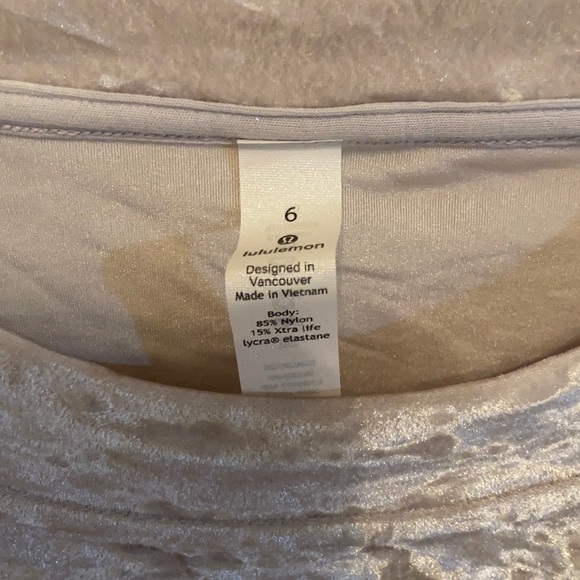 Lululemon Warm Down Crew Crushed Velvet - Size 6 - Picture 4 of 5